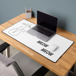 Slinky Black Cat Meow Meow Meow Custom Text Green  Schreibtischunterlage