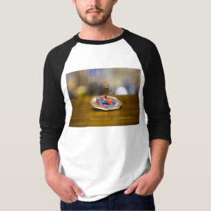 SlipperyJoe Chanukka-Dreidel-Geschenk achteckiger T-Shirt