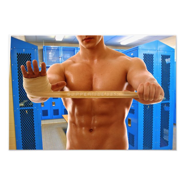 SlipperyJoe Musculus man abs locker Raum gekachelt Fotodruck (Vorne)