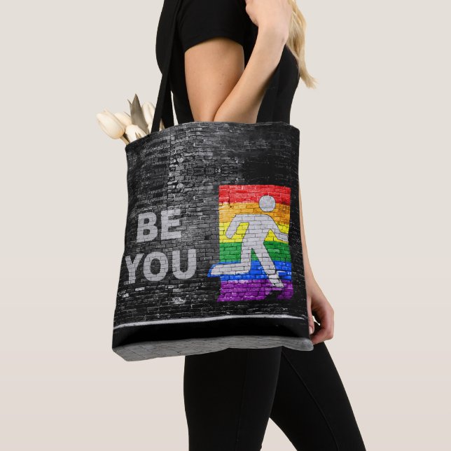 SlipperyJoe's Be You Black Backstein Wand Spazierf (Von Nahem)