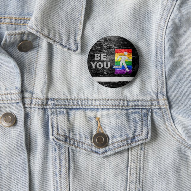 SlipperyJoe's Be You Black Backstein Wand Spazierf Button (Beispiel)