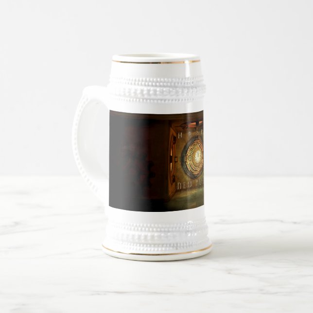SlipperyJoe's dampfgetriebene Neujahrs-Rund-meta Bierglas (Vorderseite Links)