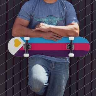 SlipperyJoes dreifarbige Polyamorie-Stolzflagge dr Skateboard