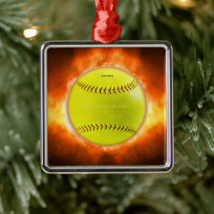 SlipperyJoe's gelber Softball-Feuerball Flammen ra Ornament Aus Metall