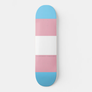 SlipperyJoe's künstlerisches Transgender-Pride-Fla Skateboard