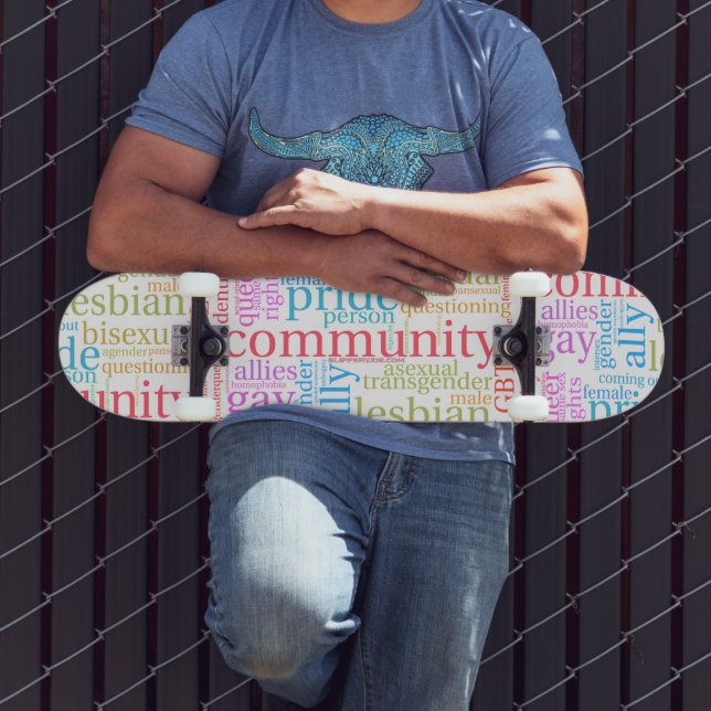 SlipperyJoe's LGBTQ+ Community Wortwolke Skateboard (Außenbereich 3)