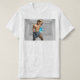 SlipperyJoe's Mann in einem Handtuch, weiße Raummu T-Shirt (Design vorne)