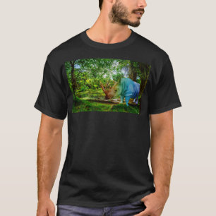 SlipperyJoe's Nashorn üppige tropische Kulisse sto T-Shirt