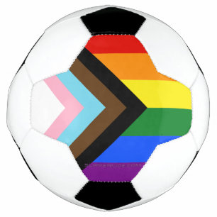 SlipperyJoe's Progress Pride Flag sechs klassische Fußball