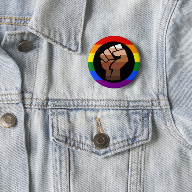 SlipperyJoes Regenbogenflagge mit erhobener Faust Button (Beispiel)
