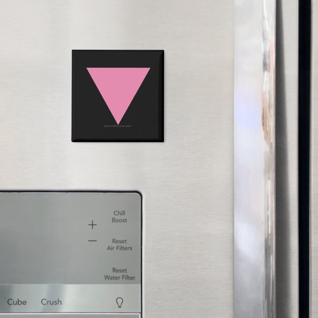 SlipperyJoe's rosa Triangle-Symbol in rosa Magnet (In Situ (Kühlschrank))