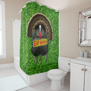 SlipperyJoe's stolzer Truthahn isst Schinken, rote Duschvorhang