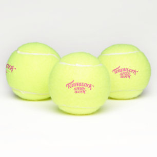 Sloganteamwork macht das Traumrosa Tennisbälle