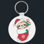Sloth Christmas Snow Winter Animals Sloths Keychai Schlüsselanhänger<br><div class="desc">Der Faultier zu Weihnachten mit einer Weihnachtsmannmütze. Hübsche Tiere mit Weihnachten Strumpf und Schnee für die Ferien. Slots sind niedliche Tiere und perfekt zu Weihnachten.</div>