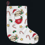 Sloth Christmas Snow Winter Animals Slots Kleiner Weihnachtsstrumpf<br><div class="desc">Der Faultier zu Weihnachten mit einer Weihnachtsmannmütze. Hübsche Tiere mit Weihnachten Strumpf und Schnee für die Ferien. Slots sind niedliche Tiere und perfekt zu Weihnachten.</div>