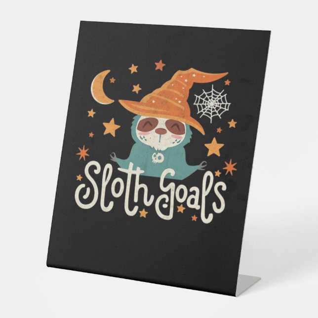 Sloth Halloween Goals Classic T - Shirt Sockelschild (Vorderseite)