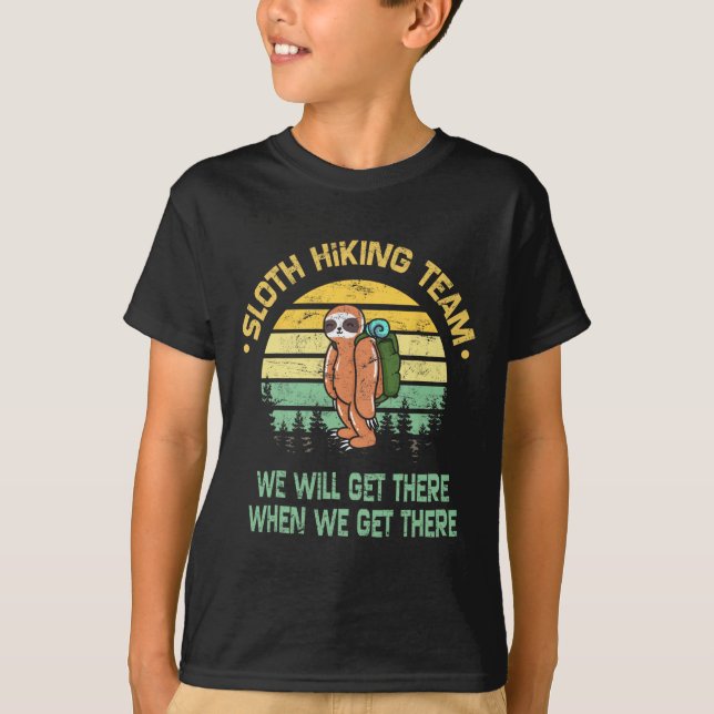 Sloth Hiking Team Hiker Camper Funny Retro  T-Shirt (Vorderseite)