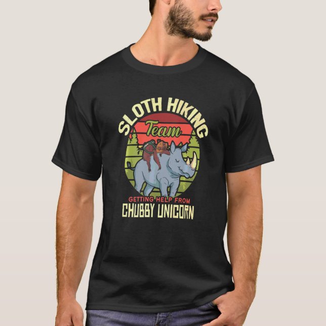 Sloth Wanderteam Sloth Rides Chubby Unicorn T-Shirt (Vorderseite)