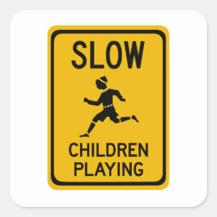 Slow - Children Playing, Traffic Warning Sign, USA Quadratischer Aufkleber