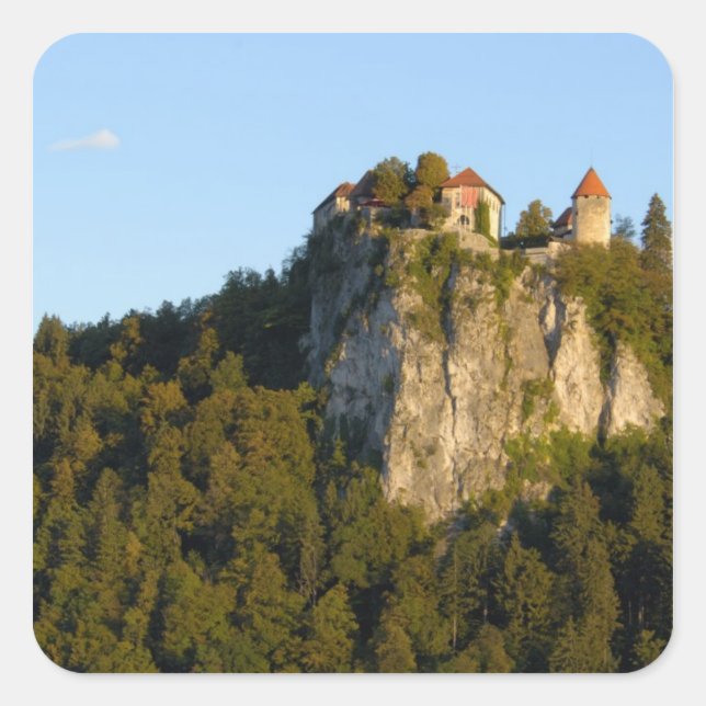 Slowenien, Bled, Bled-See, Bled Castle Quadratischer Aufkleber (Vorderseite)