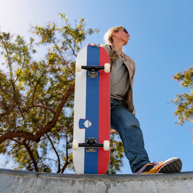 Slowenische Flagge Skateboard (Außenbereich 1)