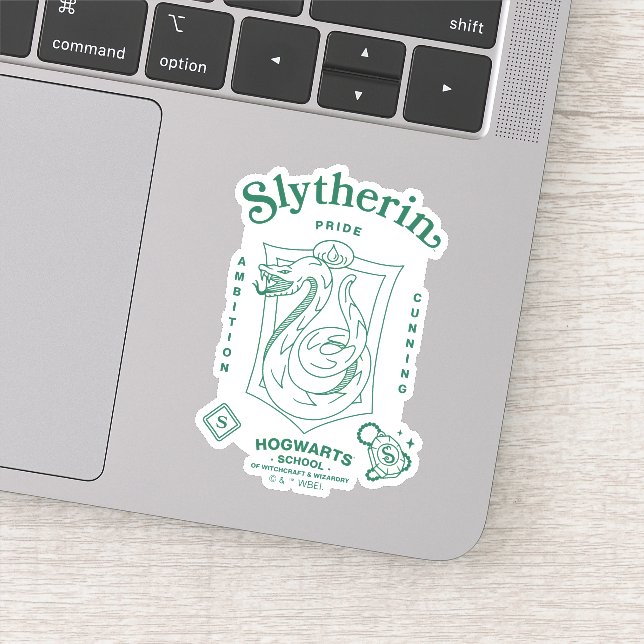 SLYTHERIN™ Pride Ambition Cunning Crest Aufkleber (Detail)