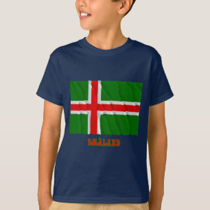 Småland wellenartig bewegende Flagge mit dem Name T-Shirt