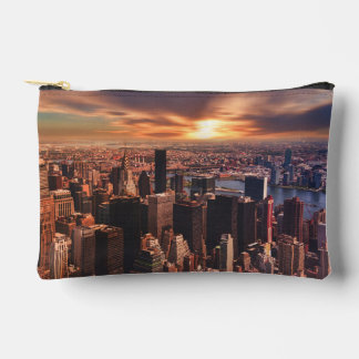 Small accessory pouch with city skyline image zubehörtasche