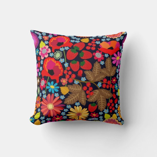 Small Flowers and Berries Delicate Botanical Desig Kissen (Vorderseite)