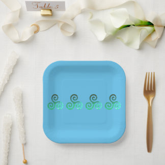 Smaragd-Triskele altes keltisches Symbol Pappteller