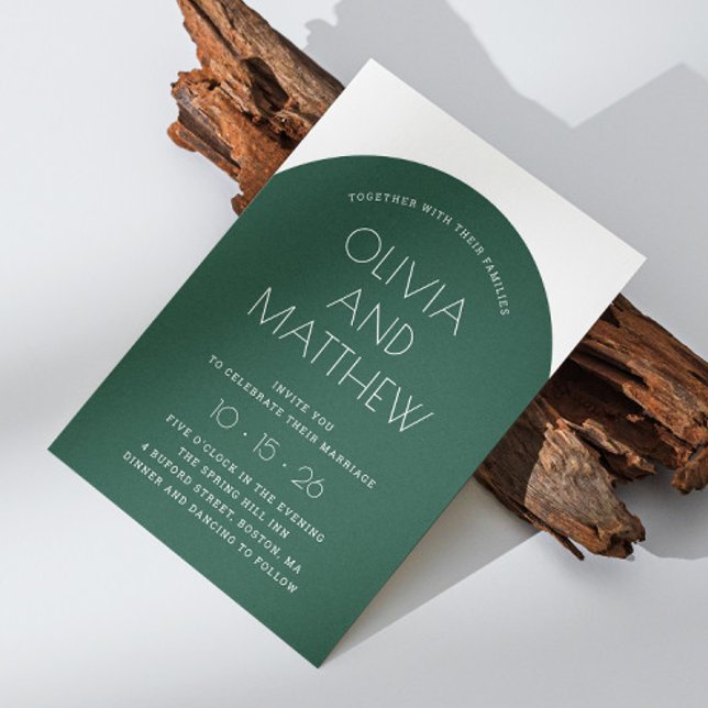 Smaragdgrüne moderne Typografie Bogen Hochzeit + Q Einladung (Von Creator hochgeladen)