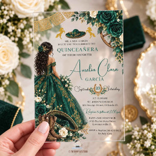 Smaragdgrüne weiße florale Charro-Quinceanera-Einl Acryleinladungen