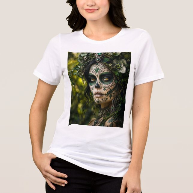 Smaragdwald-Calavera – Grüne Botanik Tri-Blend Shirt (Vorderseite)