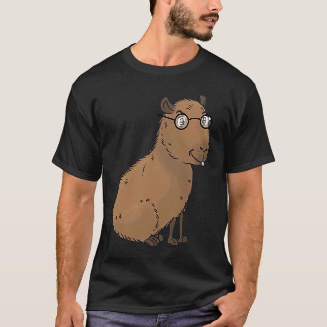 Smart Capybara with Glasses Work Outfit Home offic T-Shirt (Vorderseite)