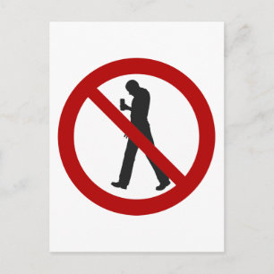 Smartphone-Zombies verboten Postkarte