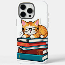 Smarty Cat auf einem Stapel