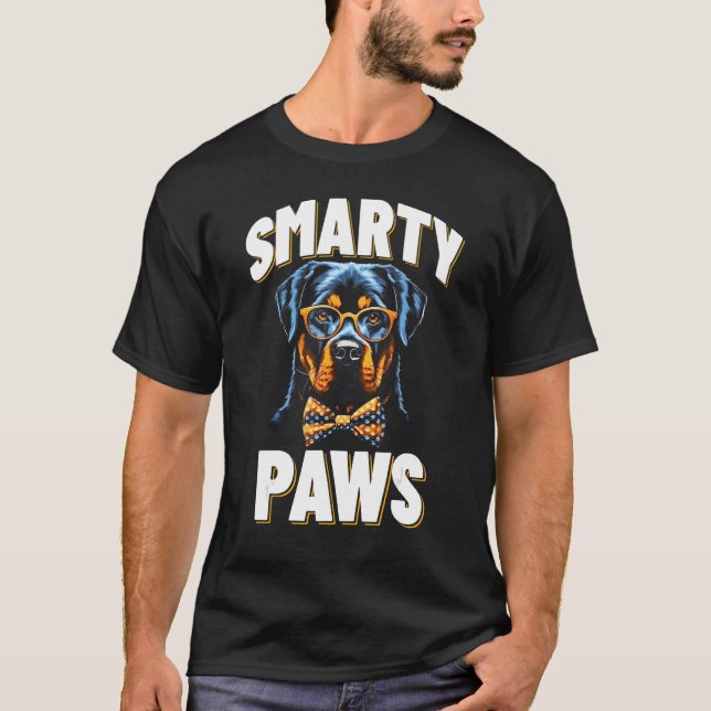 Smarty Paws Rottweiler Hund mit Brille T-Shirt (Vorderseite)