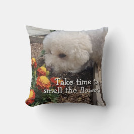 Smell the Flowers Kissen