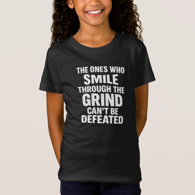 Smile-Grind-Gymnastik-Zitat mit weißem Text T-Shirt (Vorderseite)