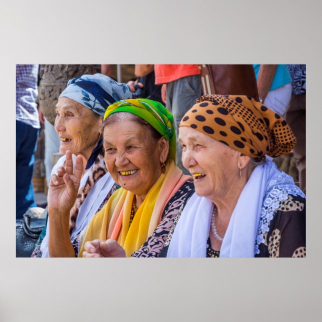Smiling Ladies Poster (Vorne)