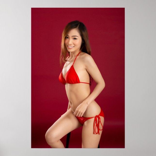 Smiling Woman In Red Bikini Poster (Vorne)