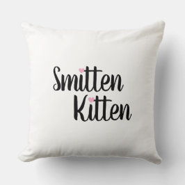 Smitten Kitten Cute Valentine’s Day Kissen