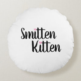 Smitten Kitten Cute Valentine’s Day Rundes Kissen