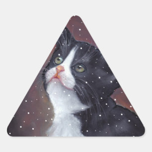 Smokings-Katze, die oben den Schneeflocken, malend Dreieckiger Aufkleber