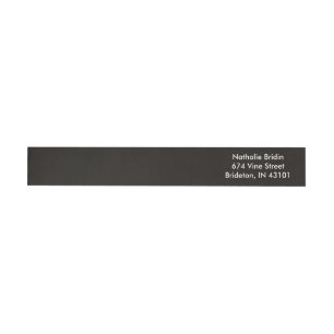 Smoky Black Upscale Color Complementierung