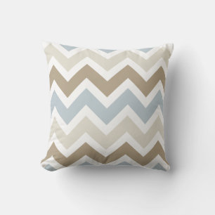 Smoky Blue Gray, Tan und Brown Zickzack Pattern Kissen