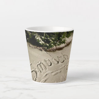 „Smooch" Schnee-geschriebene Latte-Tasse Milchtasse