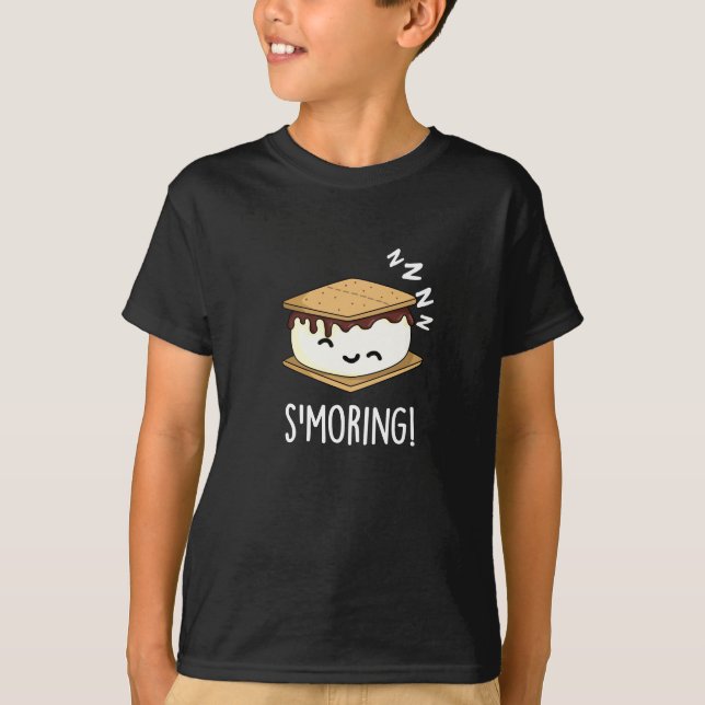 Smoring Funny Smore Puns Dark BG T-Shirt (Vorderseite)