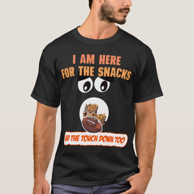 Snackin' & Scoring: Ein Gridiron Game Plan! T-Shirt (Vorderseite)