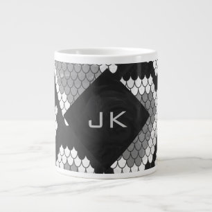 Snakeskin, grau, weiß und schwarz Mit Monogramm Jumbo-Tasse